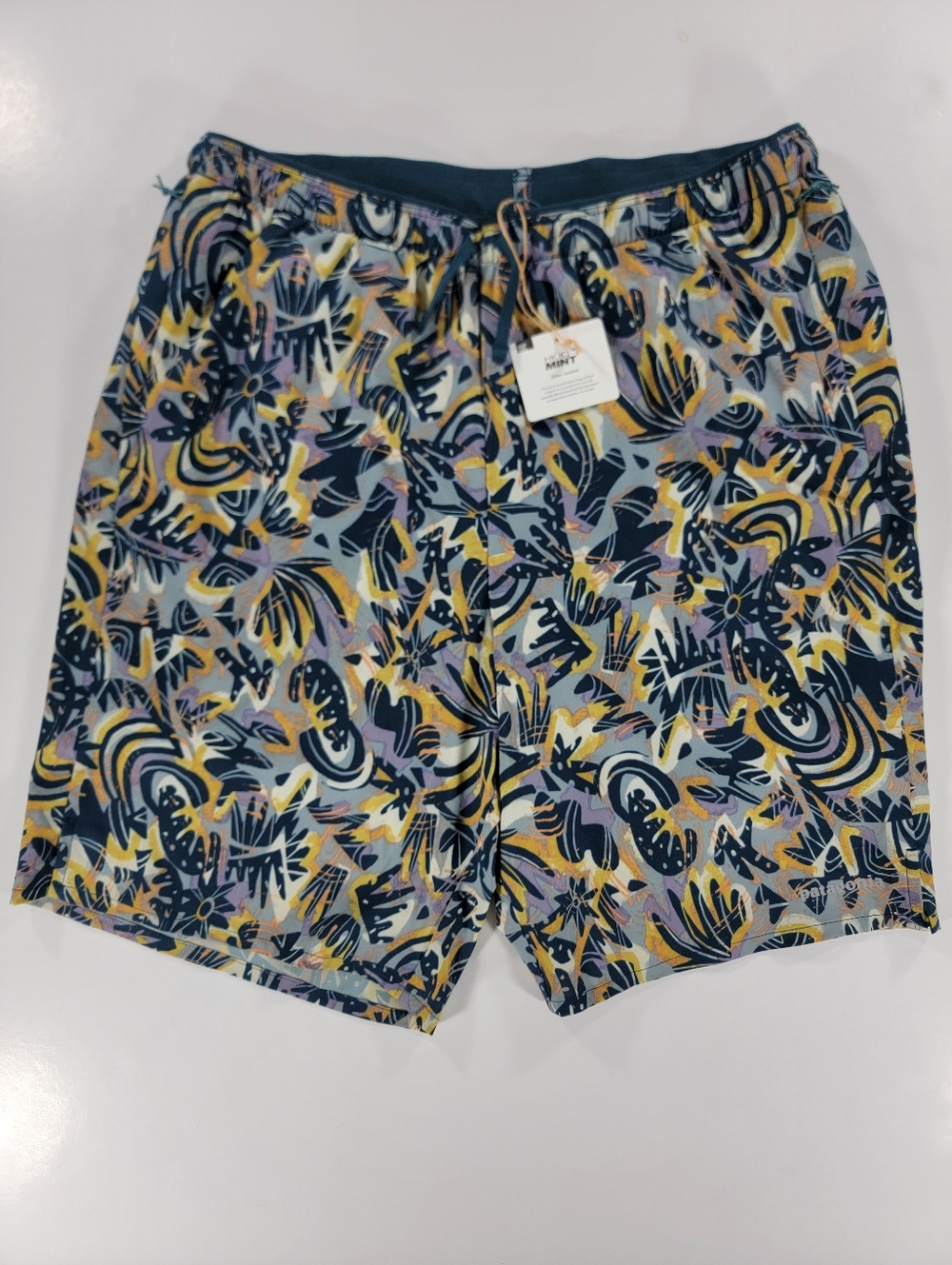 Patagonia Multi Trails Shorts 8" Mens Wild Botanist Medium Lined Hiking Running